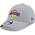 casquette-courbee-grise-ajustable-9forty-team-side-patch-los-angeles-lakers-nba-new-era