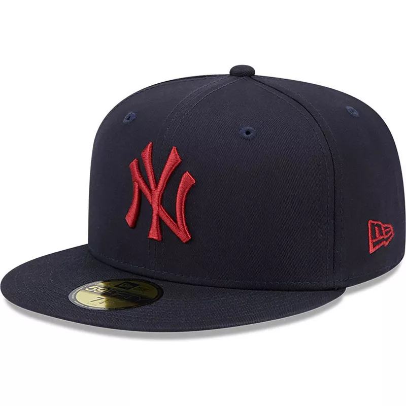 New Era Flat Brim 59FIFTY Essential New York Yankees MLB Red