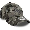 gorra-curva-camuflaje-ajustable-9forty-all-over-print-painted-de-new-york-yankees-mlb-de-new-era