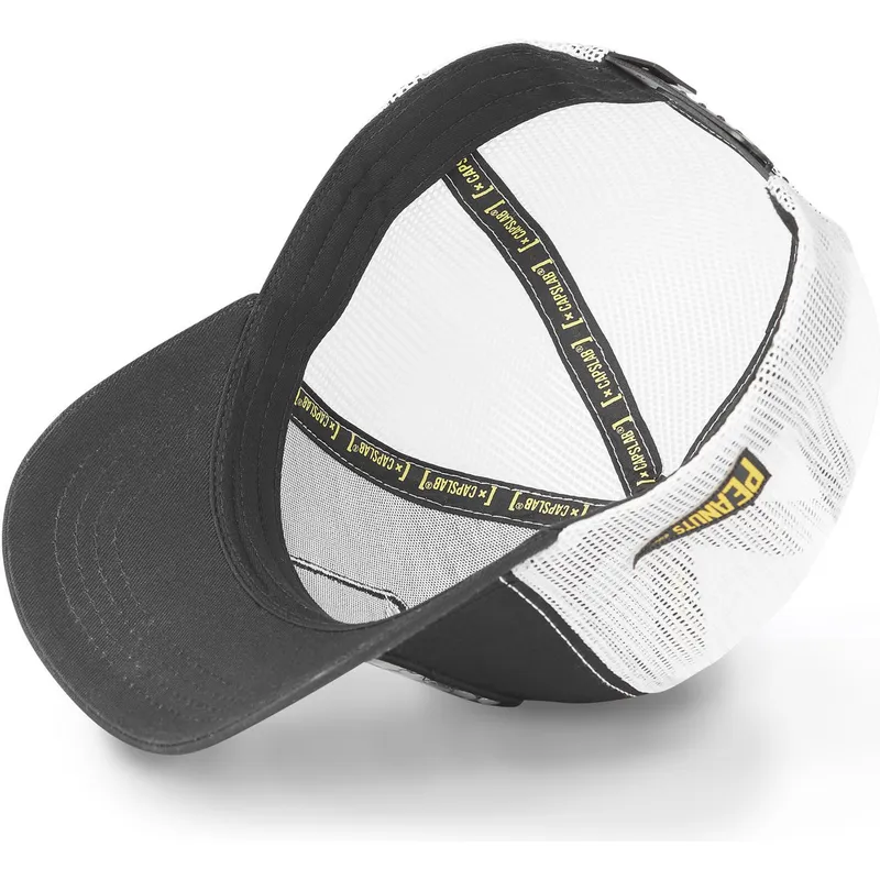 petten-gebogen-zwart-snapback-snoopy-pinda-s-van-capslab