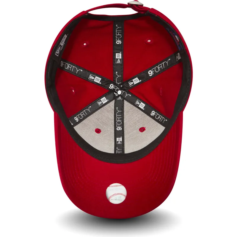 petten-gebogen-rood-verstelbare-band-voor-kinderen-9forty-essential-van-new-york-yankees-mlb-van-new-era petten-gebogen-rood-verstelbare-band-voor-kinderen-9forty-essential-van-new-york-yankees-mlb-van-new-era
