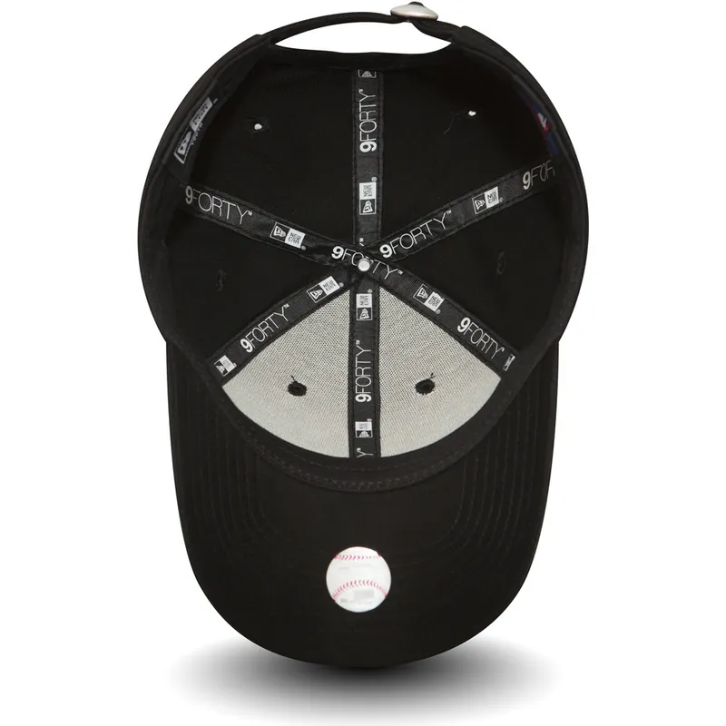 petten-gebogen-zwart-verstelbare-band-voor-kinderen-9forty-essential-van-new-york-yankees-mlb-van-new-era