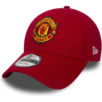 Petten gebogen rood verstelbare band 9FORTY Essential van Manchester United Football Club Premier League van New Era