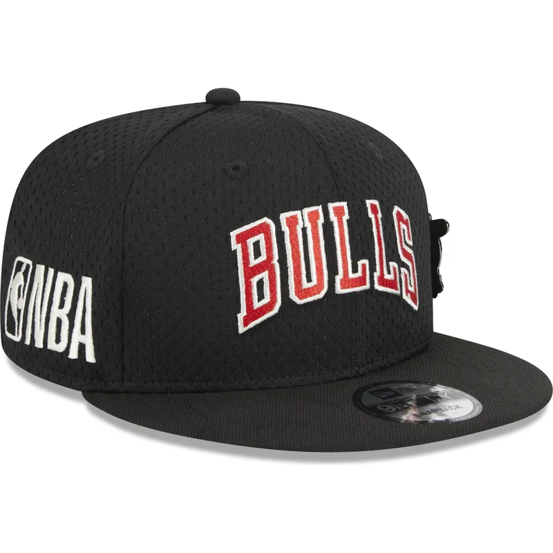 petten-plat-zwart-snapback-9fifty-post-up-pin-van-chicago-bulls-nba-van-new-era