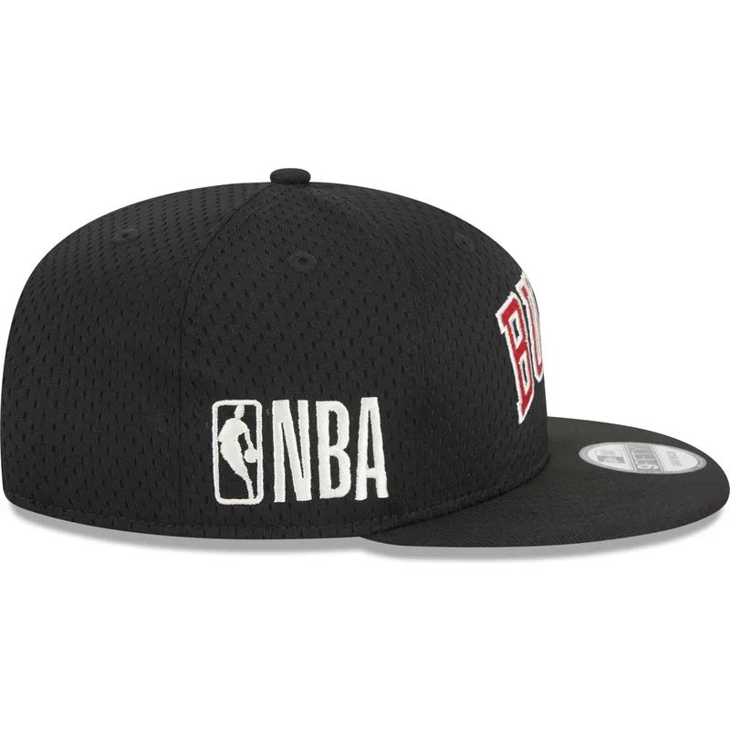 petten-plat-zwart-snapback-9fifty-post-up-pin-van-chicago-bulls-nba-van-new-era