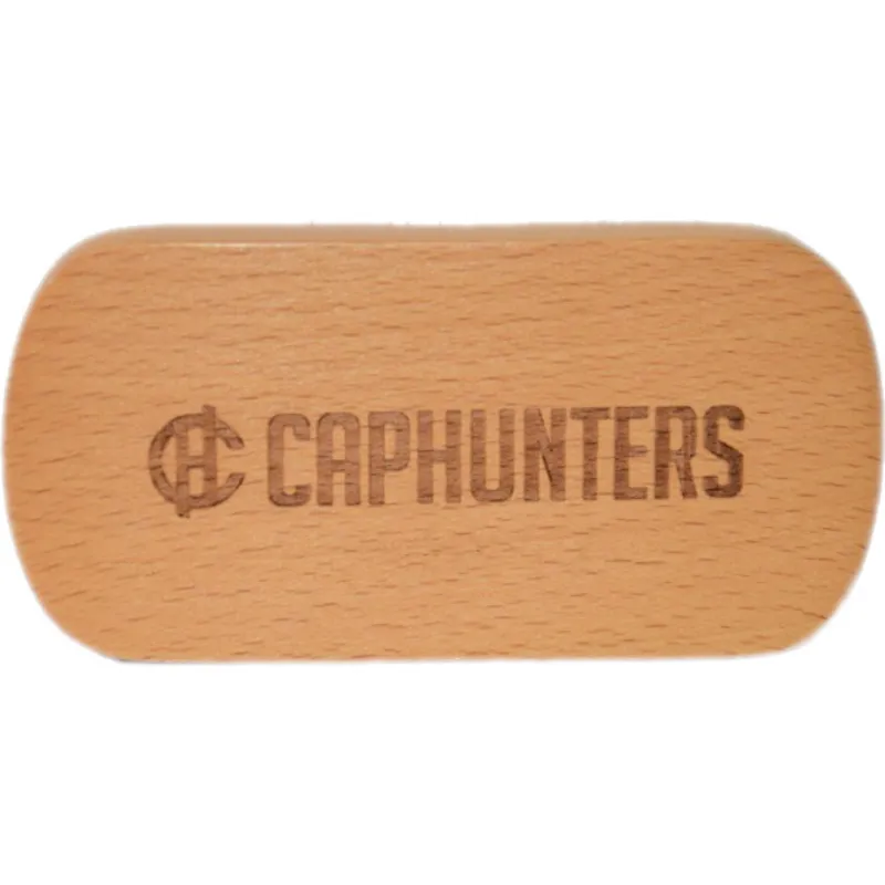 accessoire-bruin-houten-borstel-van-caphunters accessoire-bruin-houten-borstel-van-caphunters