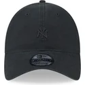 gorra-curva-negra-ajustable-con-logo-negro-9twenty-mini-logo-de-new-york-yankees-mlb-de-new-era