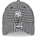 gorra-curva-negra-y-blanca-ajustable-para-mujer-9forty-houndstooth-de-new-york-yankees-mlb-de-new-era