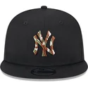 casquette-plate-noire-snapback-avec-logo-marron-9fifty-seasonal-infill-new-york-yankees-mlb-new-era