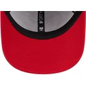 casquette-courbee-rouge-ajustable-avec-logo-rouge-9forty-repreve-outline-chicago-bulls-nba-new-era