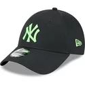 gorra-curva-negra-ajustable-con-logo-verde-9forty-neon-de-new-york-yankees-mlb-de-new-era
