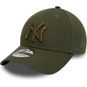 casquette-courbee-verte-ajustee-avec-logo-vert-39thirty-league-essential-new-york-yankees-mlb-new-era