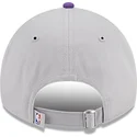 casquette-courbee-grise-et-violette-ajustable-9twenty-tip-off-2023-los-angeles-lakers-nba-new-era