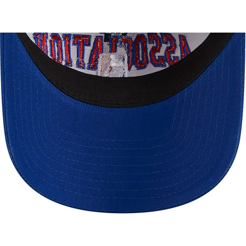 cappellino-curvo-grigio-e-blu-regolabile-9twenty-tip-off-2023-di-nba-di-new-era