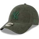 gorra-curva-verde-ajustable-con-logo-verde-9forty-towelling-de-new-york-yankees-mlb-de-new-era