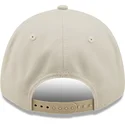 casquette-courbee-beige-snapback-avec-logo-beige-9forty-tonal-repreve-new-york-yankees-mlb-new-era