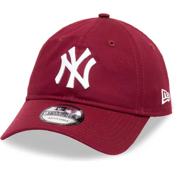 New Era New York Yankees MLB 9TWENTY League Essential mörkröd justerbar böjd keps