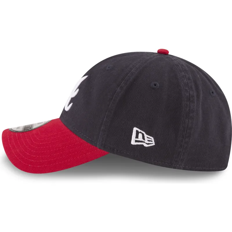 cappellino-con-visiera-curva-blu-marino-e-rosso-regolabile-9twenty-core-classic-di-atlanta-braves-mlb-di-new-era