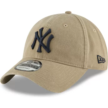 Gorra curva marrón claro ajustable con logo azul marino 9TWENTY Core Classic de New York Yankees MLB de New Era