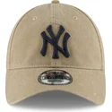 casquette-courbee-marron-claire-ajustable-avec-logo-bleu-marine-9twenty-core-classic-new-york-yankees-mlb-new-era