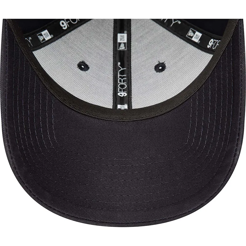 cappellino-visiera-curva-blu-navy-snapback-9forty-essential-di-red-bull-racing-formula-1-di-new-era