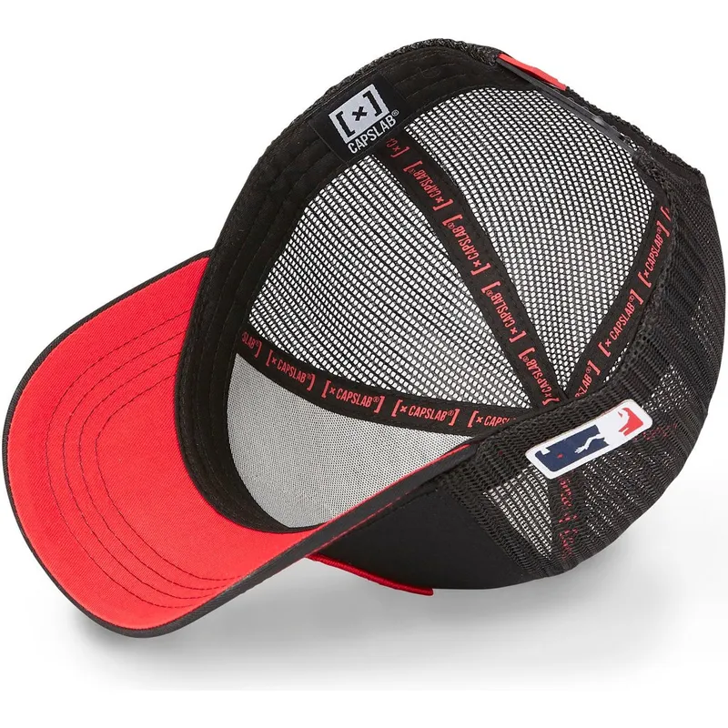 petten-gebogen-zwart-snapback-be1-beer-pong-cocktails-van-capslab