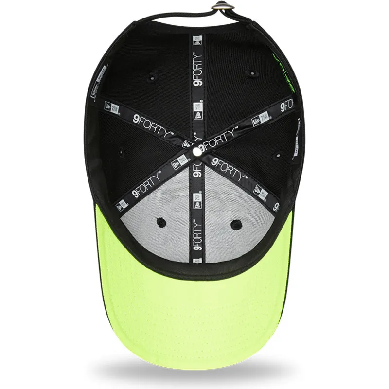 petten-gebogen-zwart-verstelbaar-9forty-repreve-van-valentino-rossi-vr46-motogp-van-new-era petten-gebogen-zwart-verstelbaar-9forty-repreve-van-valentino-rossi-vr46-motogp-van-new-era