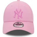 new-era-curved-brim-pink-logo-9forty-league-essential-new-york-yankees-mlb-pink-adjustable-cap