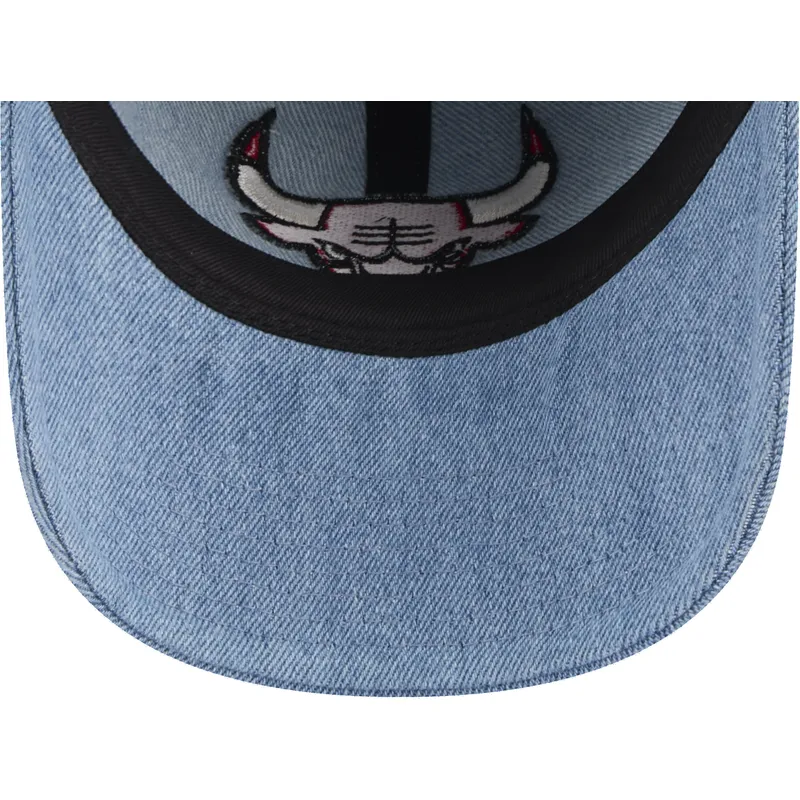 petten-gebogen-blauw-verstelbaar-9twenty-washed-denim-van-chicago-bulls-nba-van-new-era petten-gebogen-blauw-verstelbaar-9twenty-washed-denim-van-chicago-bulls-nba-van-new-era