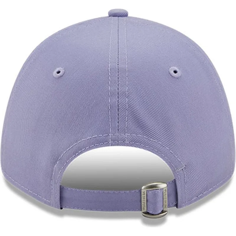 justerbar-violet-buet-kasket-til-kvinder-9forty-league-essential-fra-new-york-yankees-mlb-fra-new-era