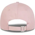 casquette-courbee-rose-ajustable-avec-logo-rose-9forty-league-essential-new-york-yankees-mlb-new-era