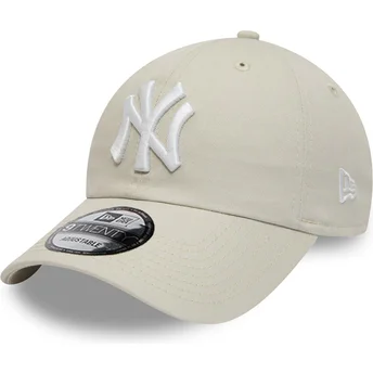 Beżowa czapka z zakrzywionym daszkiem regulowana 9TWENTY League Essential New York Yankees MLB od New Era