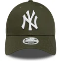 casquette-courbee-verte-ajustable-pour-femme-9forty-league-essential-new-york-yankees-mlb-new-era