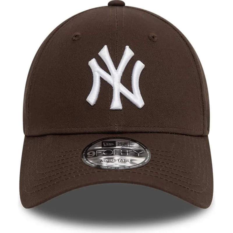 morkbrun-justerbar-kurvad-keps-9forty-league-essential-fran-new-york-yankees-mlb-av-new-era
