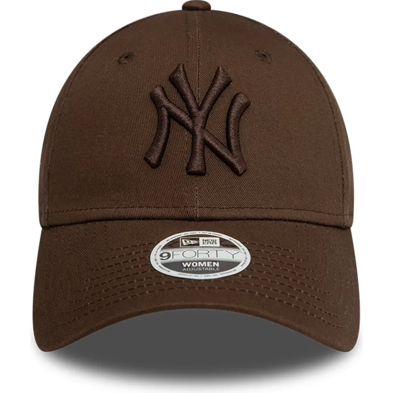 morkbrun-justerbar-kurvad-keps-med-morkbrun-logotyp-for-dam-9forty-league-essential-fran-new-york-yankees-mlb-av-new-era
