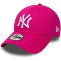 petten-gebogen-roze-verstelbare-band-voor-kinderen-9forty-essential-van-new-york-yankees-mlb-van-new-era