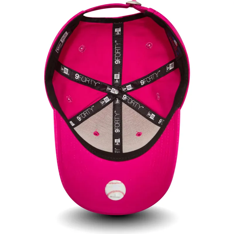 gebogene-rosa-verstellbare-kappe-fur-kinder-9forty-essential-von-new-york-yankees-mlb-von-new-era