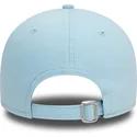 justerbar-ljusbla-bojd-keps-med-ljusbla-logotyp-9forty-league-essential-los-angeles-dodgers-mlb-fran-new-era