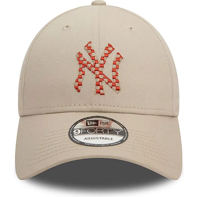 petten-gebogen-beige-verstelbare-band-9forty-seasonal-infill-van-new-york-yankees-mlb-van-new-era