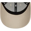 petten-gebogen-beige-verstelbaar-9forty-seasonal-infill-van-new-york-yankees-mlb-van-new-era
