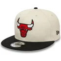 casquette-plate-beige-et-noire-snapback-9fifty-logo-chicago-bulls-nba-new-era