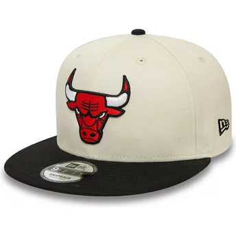 New Era Flat Brim 9FIFTY Logo Chicago Bulls NBA Beige and Black Snapback Cap
