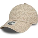 casquette-courbee-beige-ajustable-pour-femme-9forty-monogram-new-york-yankees-mlb-new-era