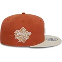 brun-og-beige-flad-snapback-kasket-9fifty-patch-af-new-york-yankees-mlb-fra-new-era