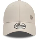 casquette-courbee-beige-ajustable-9forty-flawless-new-york-yankees-mlb-new-era