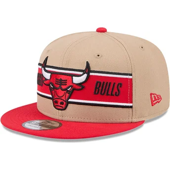 Braune und rote flache Snapback-Kappe 9FIFTY Draft 2024 von Chicago Bulls NBA von New Era