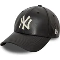 new-york-yankees-mlb-new-era-9forty-justerbar-sort-buet-skygge-laederkasket