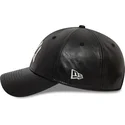 gorra-curva-negra-ajustable-9forty-leather-de-new-york-yankees-mlb-de-new-era