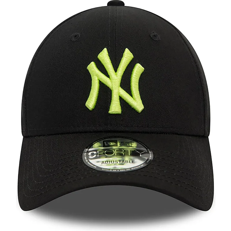 petten-gebogen-zwart-verstelbaar-9forty-league-essential-van-new-york-yankees-mlb-van-new-era
