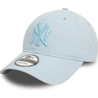 New Era 9TWENTY League Essential New York Yankees MLB verstellbare hellblaue Kappe mit gebogenem Schirm und blauem Logo